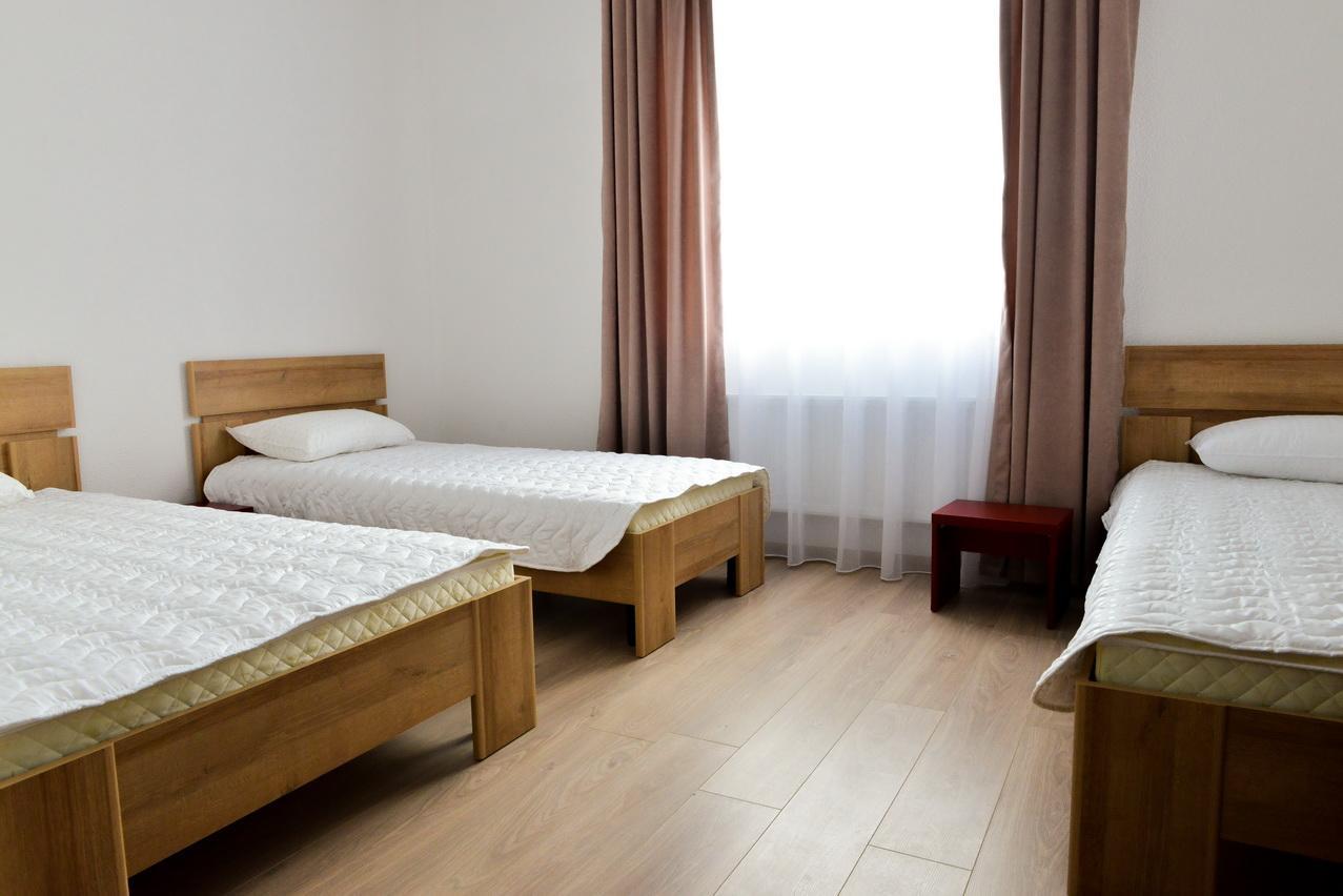 Grad Hotel Ashmyany Eksteriør bilde