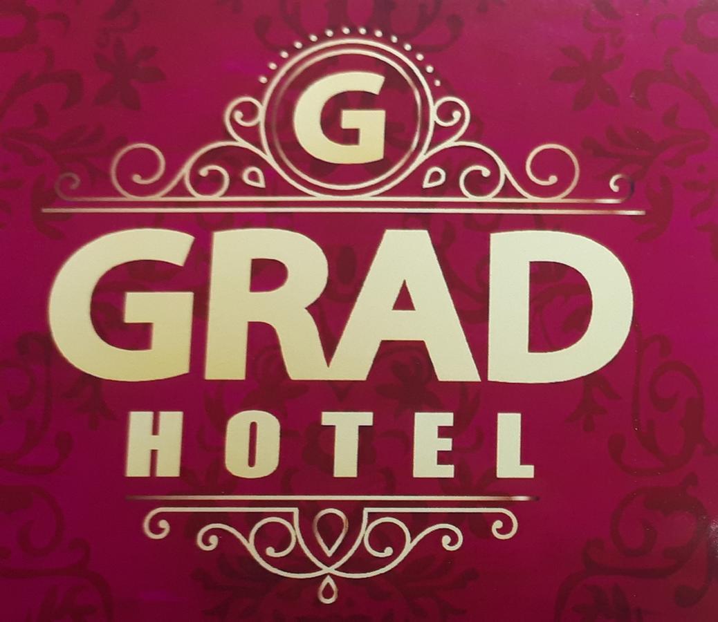 Grad Hotel Ashmyany Eksteriør bilde